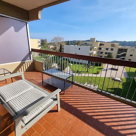 Solaris Yourhosthelper Apartment *